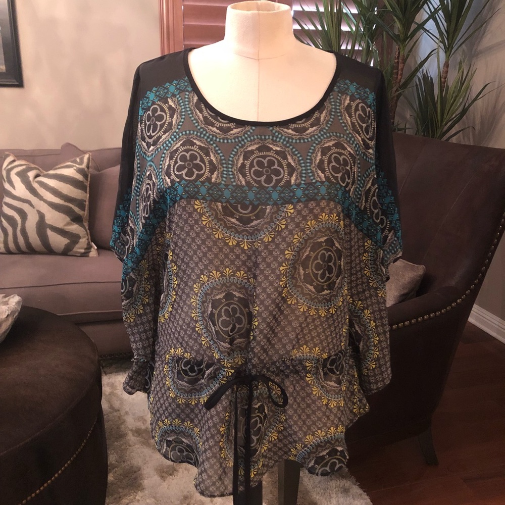 Sweet Rain blouse grey and black color